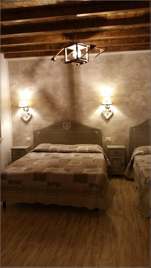 RoncoferraroLa Casa Delle Rondini住宿加早餐旅馆 外观 照片