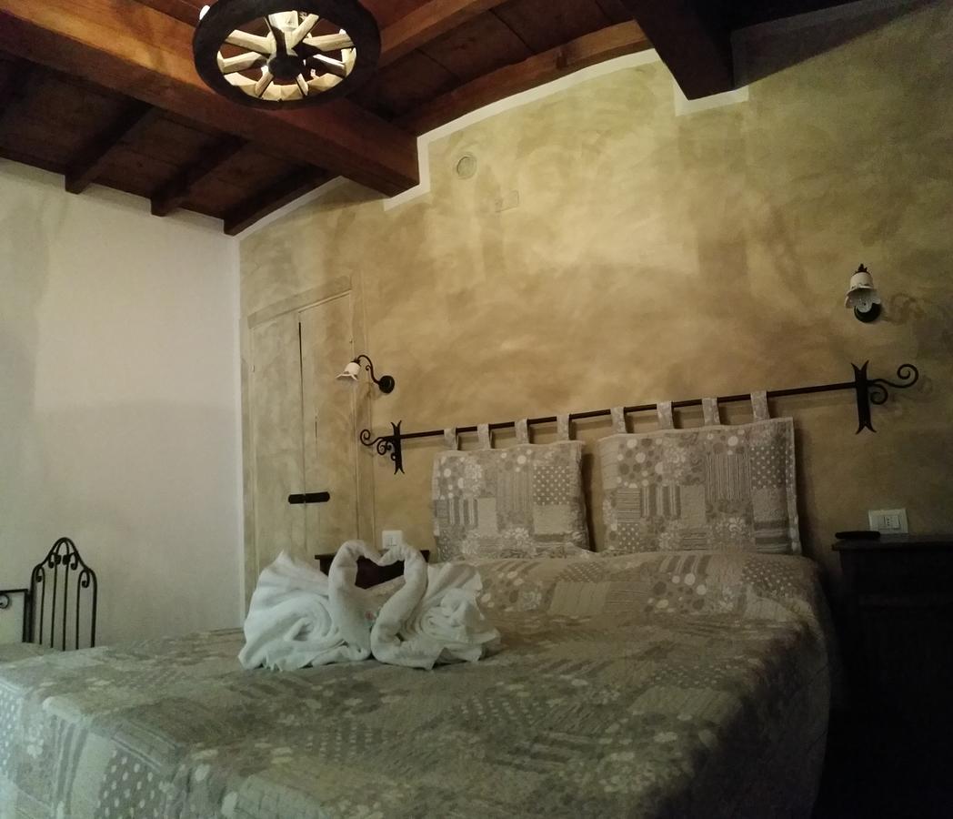 RoncoferraroLa Casa Delle Rondini住宿加早餐旅馆 外观 照片