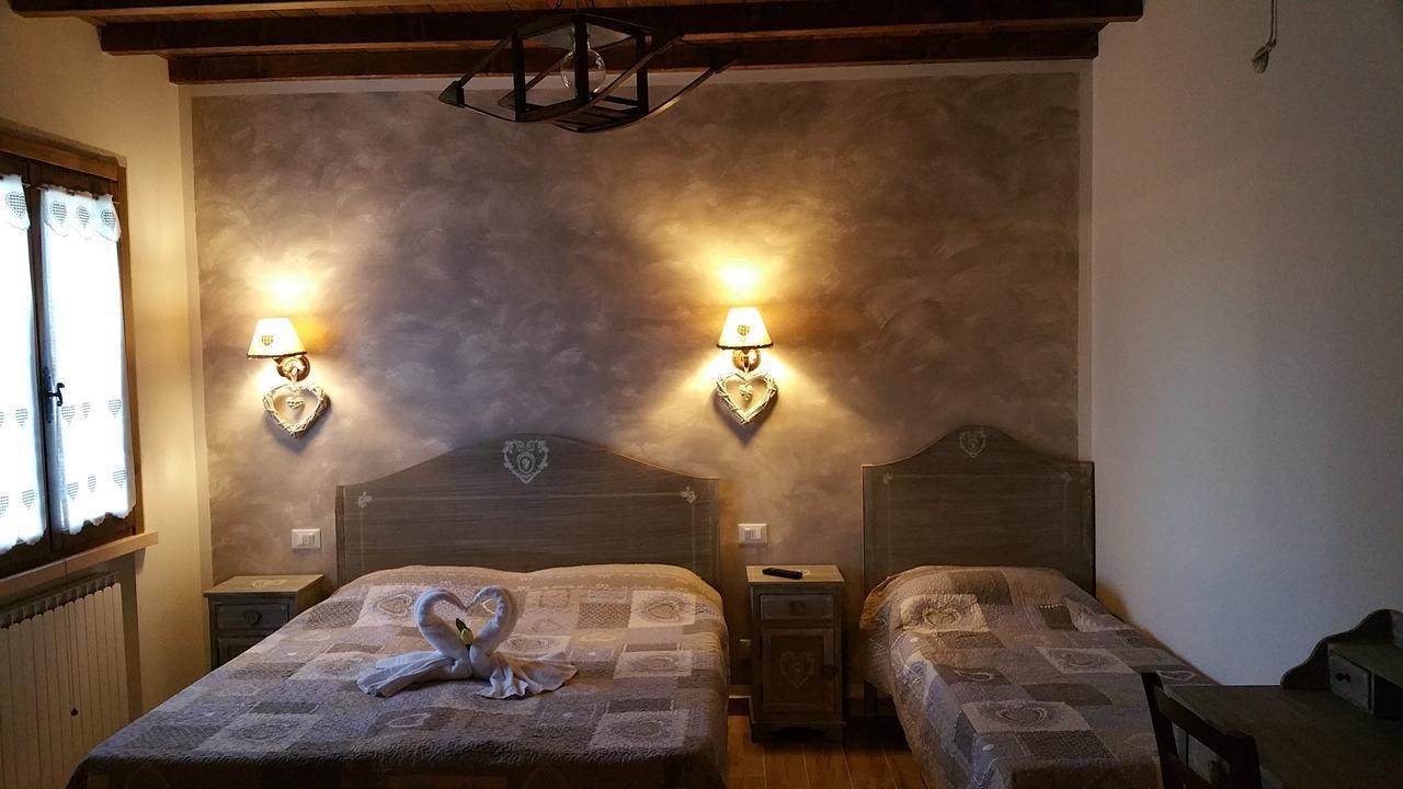 RoncoferraroLa Casa Delle Rondini住宿加早餐旅馆 外观 照片