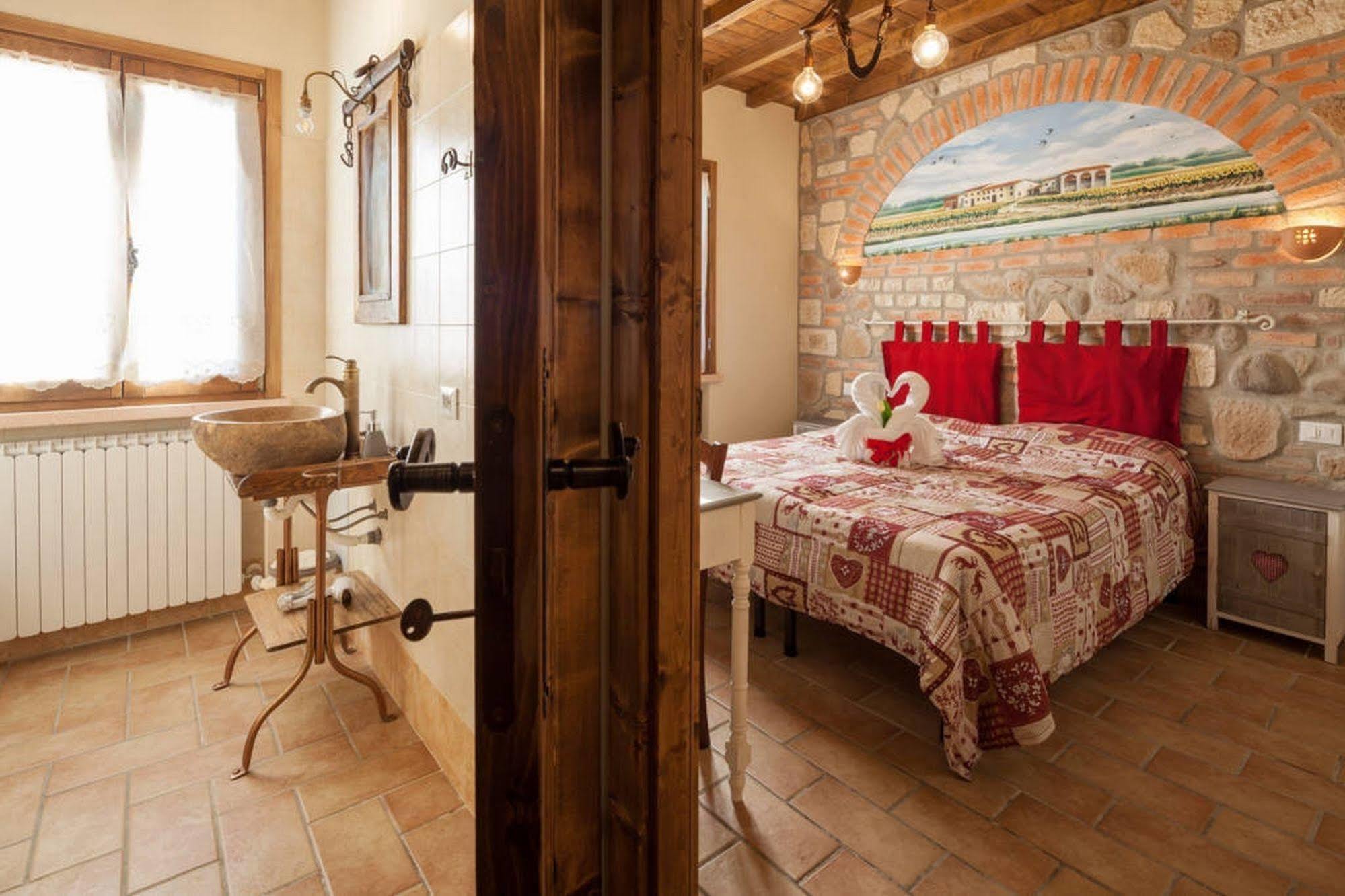RoncoferraroLa Casa Delle Rondini住宿加早餐旅馆 外观 照片
