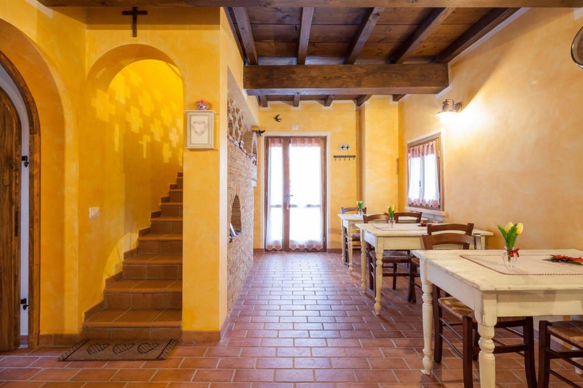 RoncoferraroLa Casa Delle Rondini住宿加早餐旅馆 外观 照片